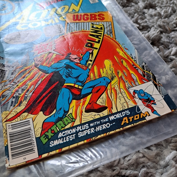 Superman's Action Comics DC No. 487 - Picture 3 of 8